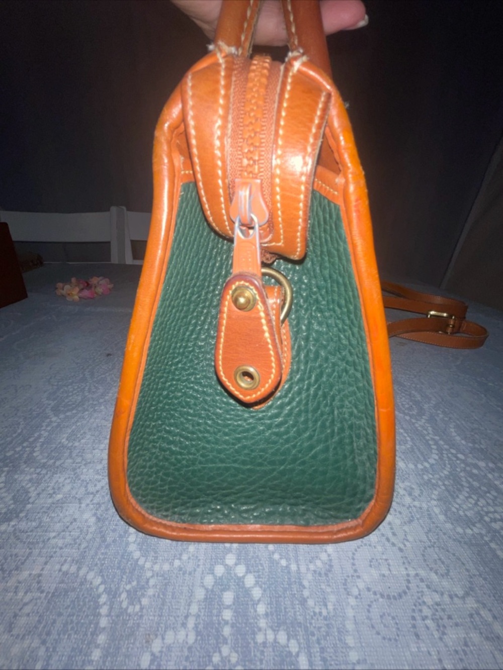 Vintage Dooney & Bourke AWL Green Tan Leather Crossbody Handle - Picture 17 of 17